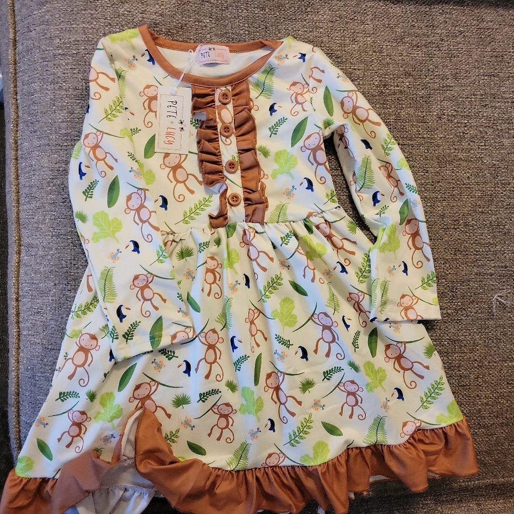 Girls dress